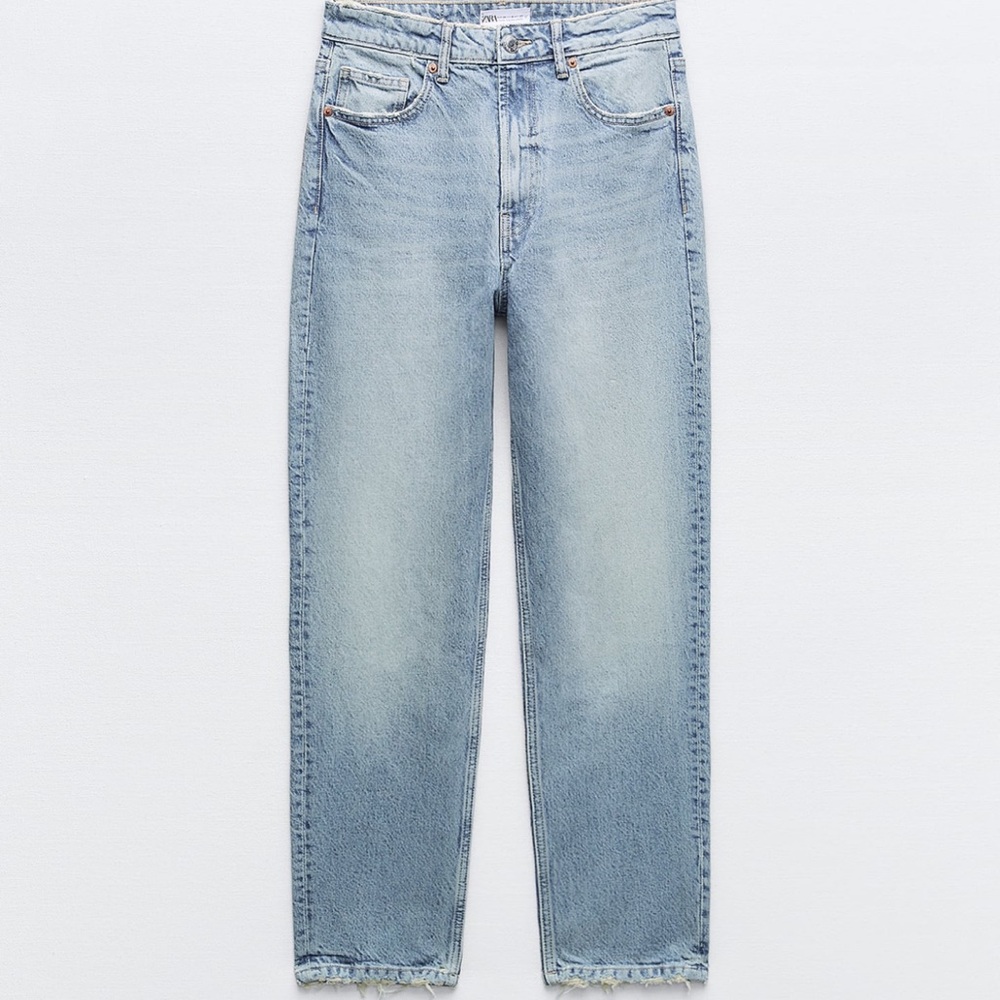 HIGH WAISTED TRF MOM JEANS